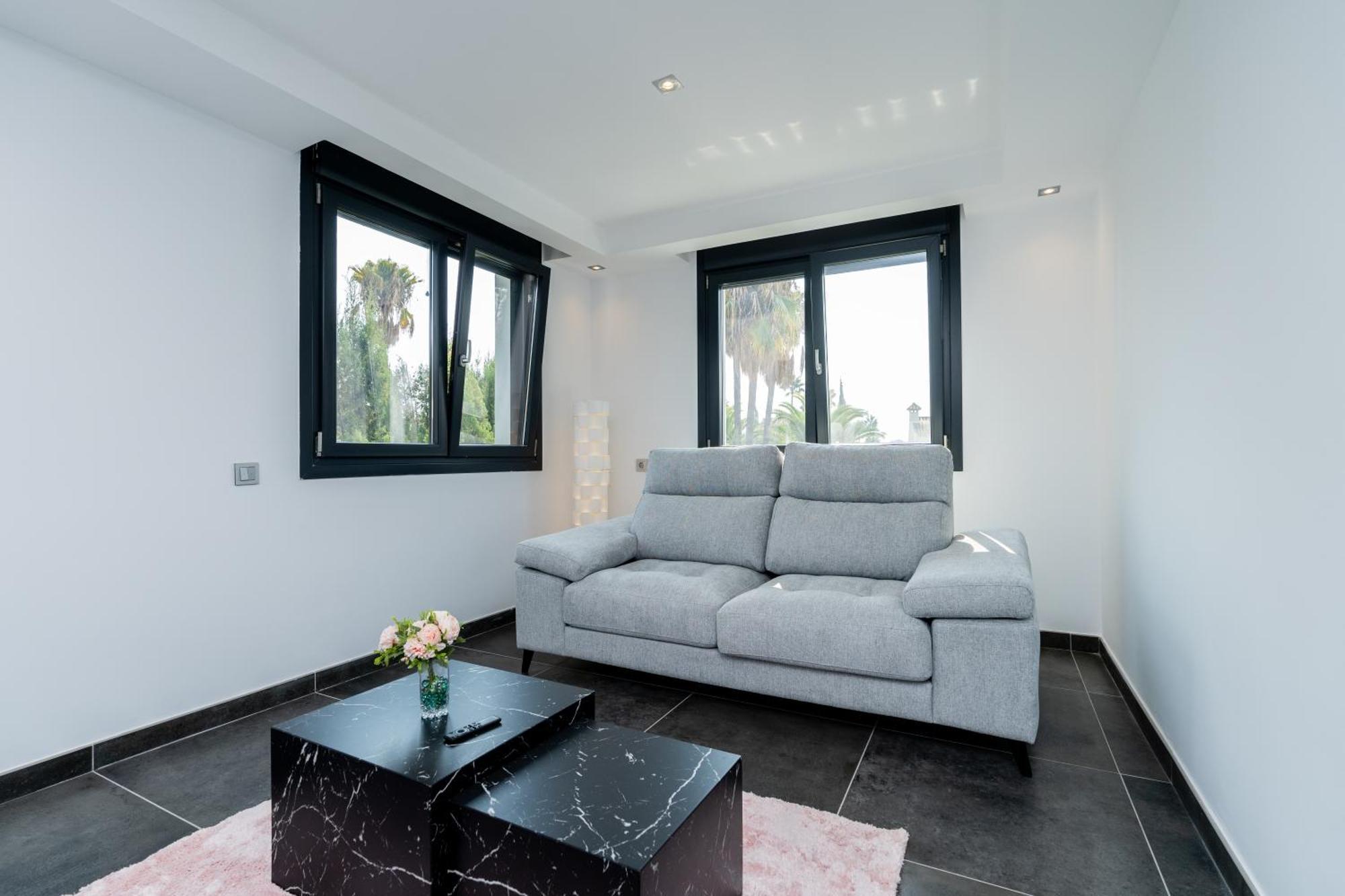 Apartamento Newly Renovated 6 Bdrm Grand W Pool And Views